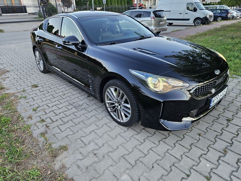 KIA Stinger 2.0 T-GDI 4×4 AWD 2018