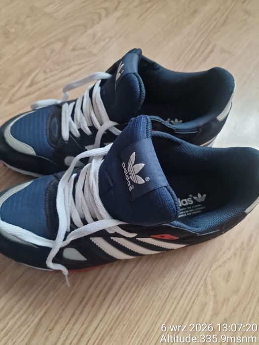 Witam mam do sprzedania buty snickersy adidas zx 750