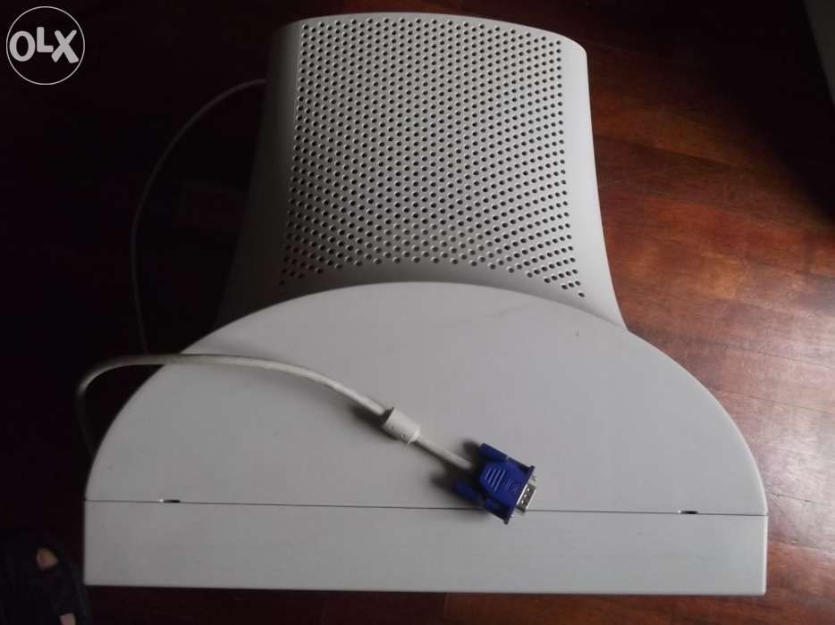 Monitor Samsung SyncMaster 17"