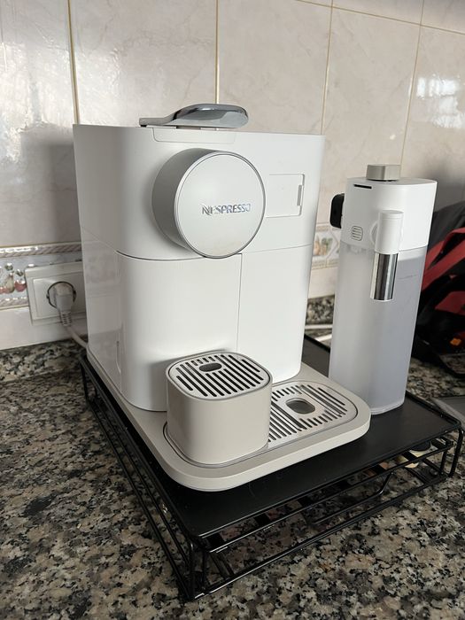 Nespresso gran latissima mais base de capsulas