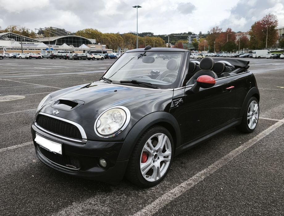 Mini cabrio JCW  211 cv