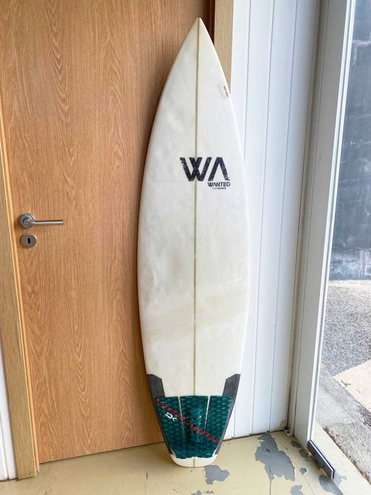Prancha de Surf WANTED 5'8 23.33L