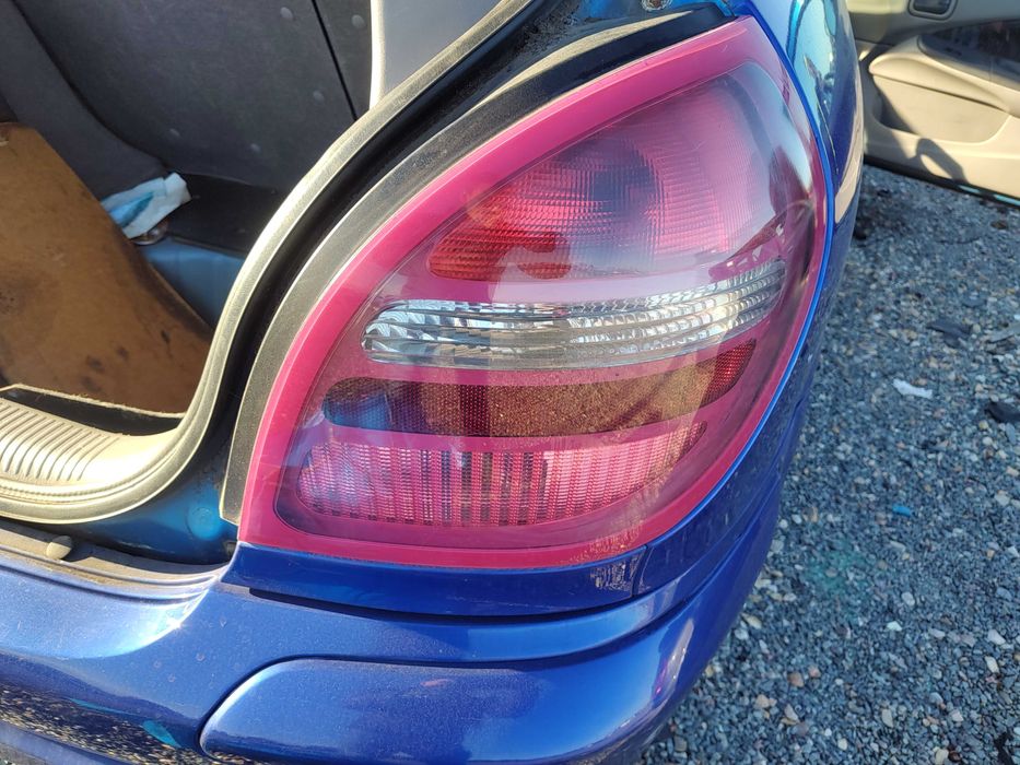 Farolins Nissan Almera N16
