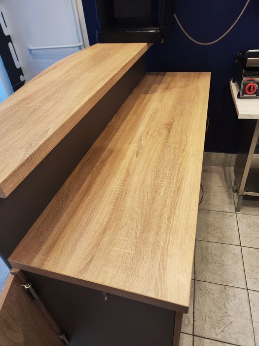 Lada barowa recepcyjna