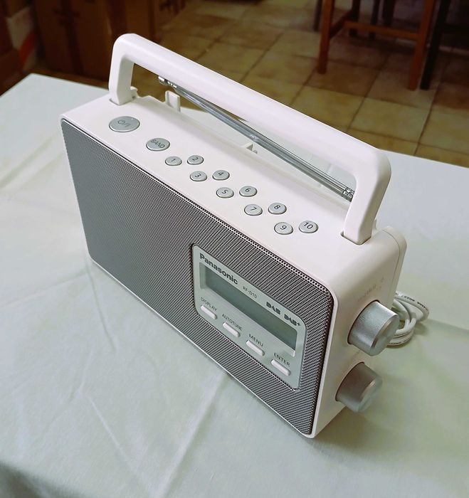 Rádio Panasonic RF D10