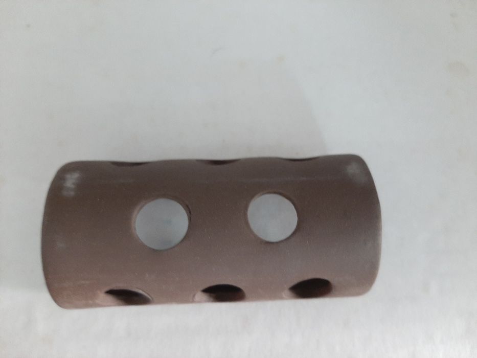 Decoração para quário. Para prender musgo, abrigo para camarões, etc..