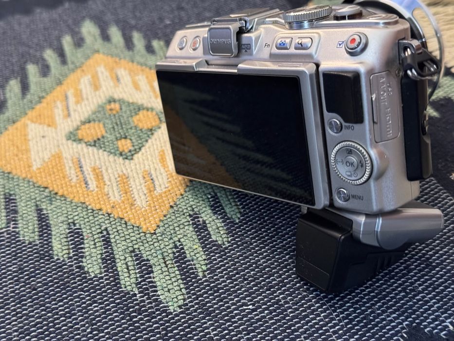 OLYMPUS E-PL6 aparat