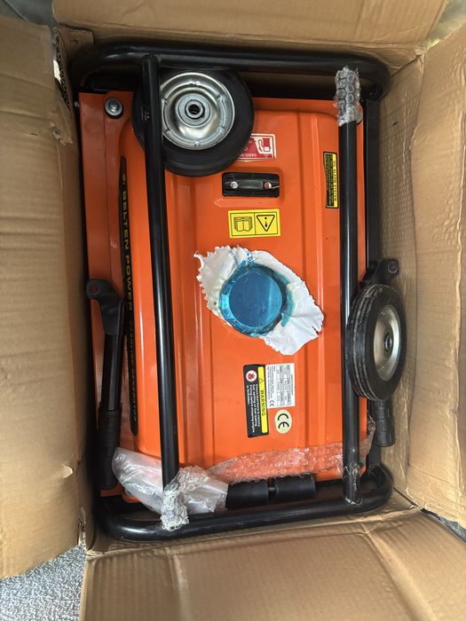 Бензиновий генератор Belten power