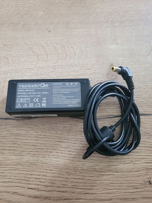 Zasilacz PA101 19V / 1.58A (5.5 x 2.5mm) 30W,  toshiba asus itd