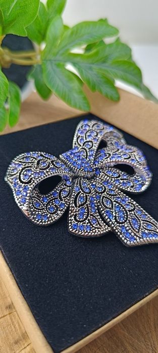Nowa bardzo duża broszka elegancka kokarda plus gratis