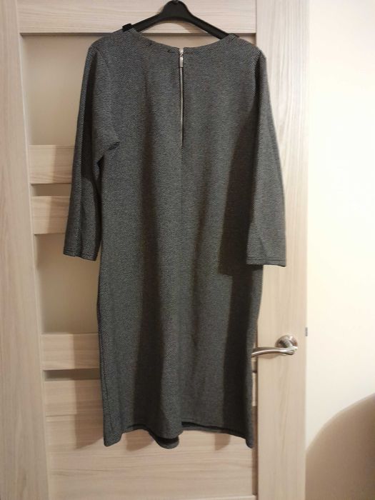 Sukienka damska 48