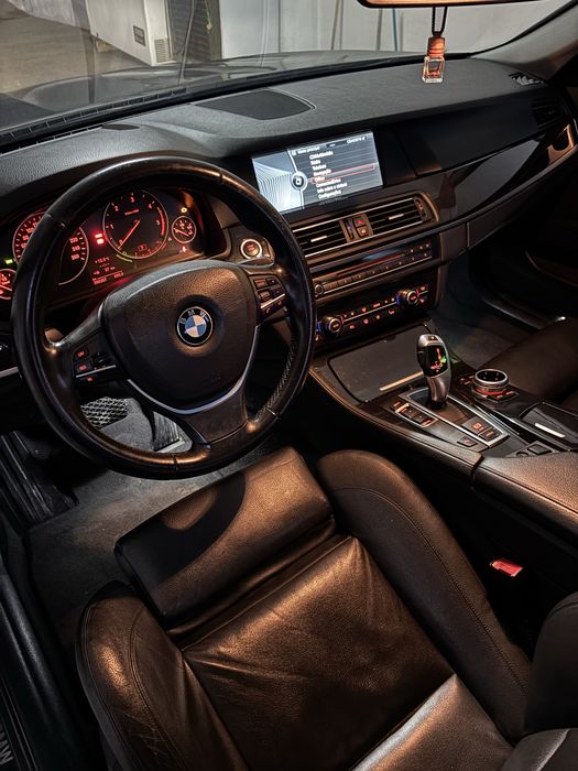BMW f11 520d Luxury Line – FULL EXTRAS