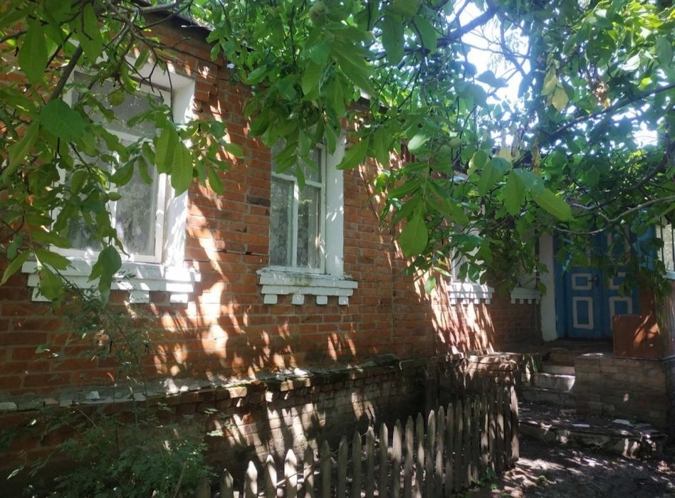 Будинок  в  селі