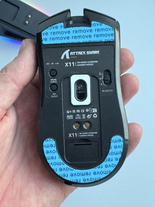 Бездротова ігрова мишка ATTACK SHARK X11 Із зарядною станцією