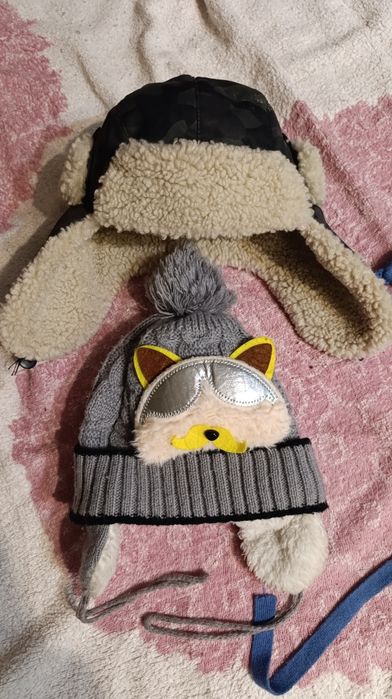 Зимова шапка дитяча