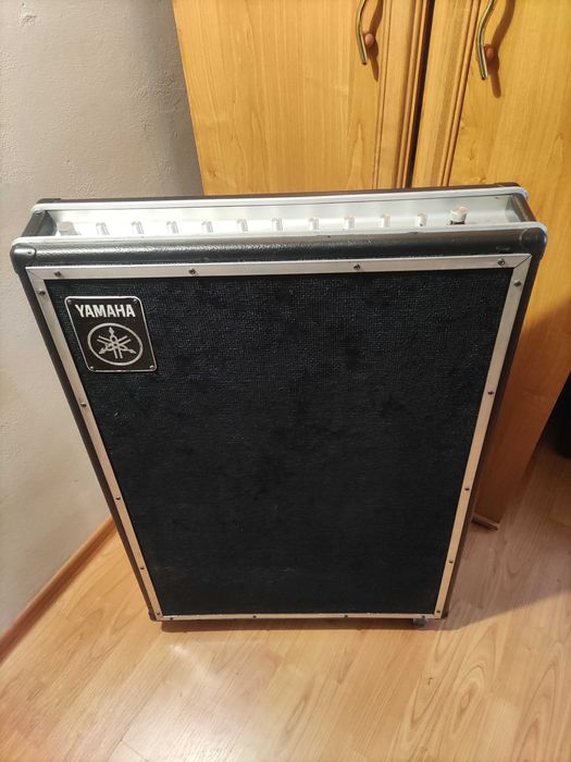 Sprzedam wzmacniacz gitarowy  yamaha