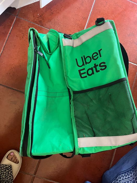 Capacete, Bag e Capa para Chuva