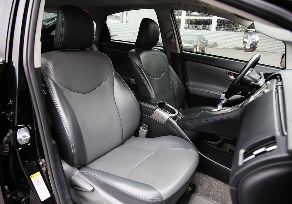 Продам Toyota Prius