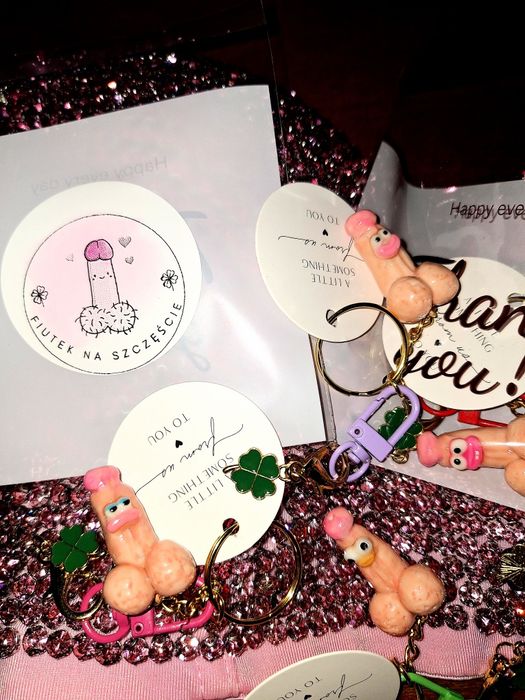 Hit breloczek penis panieński super mega prezent złoty śmieszny nowy