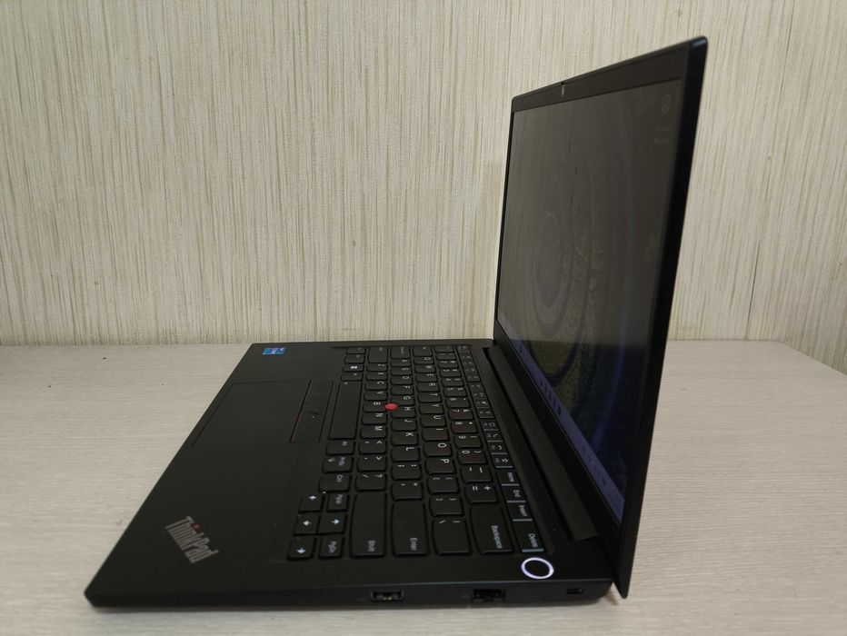 Lenovo Thinkpad E14 (i5-1135G7/8Gb/256Gb/Iris XE)FHD IPS ОГОНЬ!