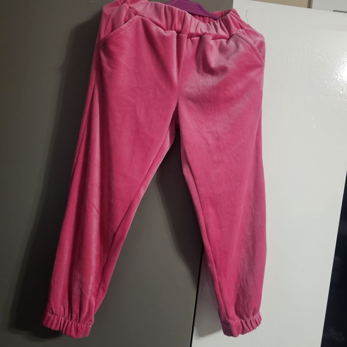 Sprzedam dres welurowy 116