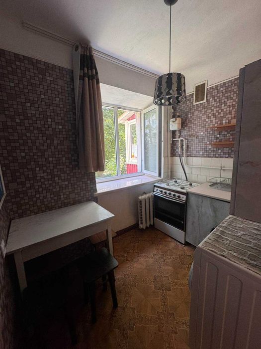 45619 Продаж 3к квартири на Зарычанськый , простий стан