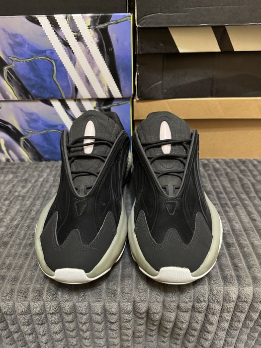 Жіночі кросівки Adidas ozrah 40(25,5см) оригінал