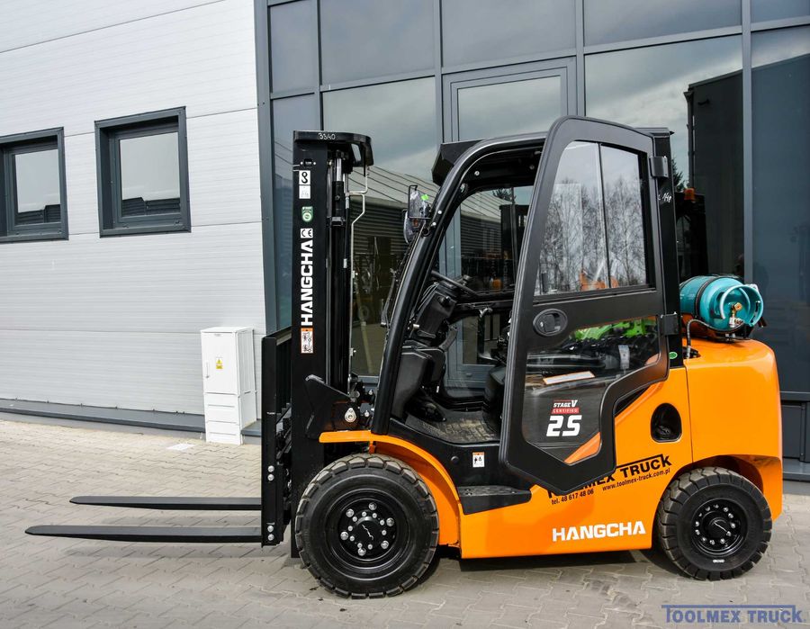 Wózek Widłowy LPG Hangcha CPYD25 z kabiną