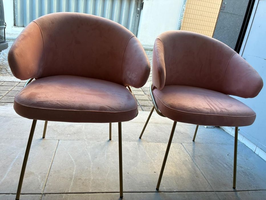 2 Cadeiras Veludo Rosa Blush — Pernas Douradas | Porto