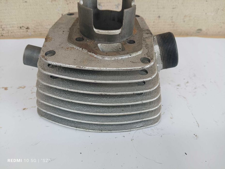 WSK-125 - cylinder żeliwny - (16.7)