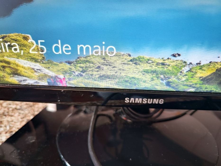 Monitor Samsung S22D300