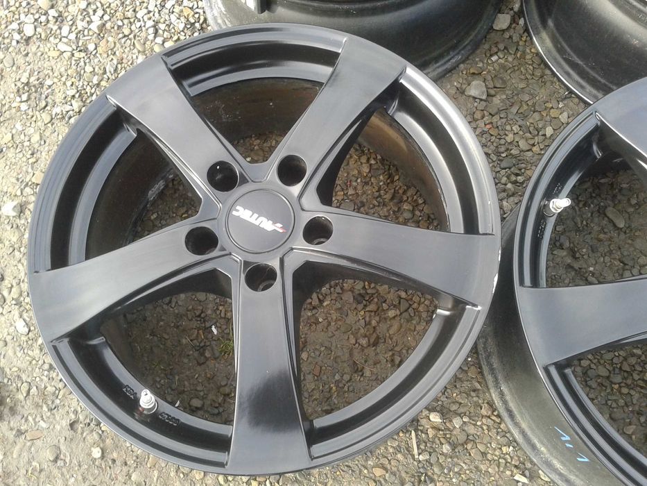 felgi r17 dezent e90 e91 e92 e88 e87 e82 e81 e84 mielec e46 e36 e93