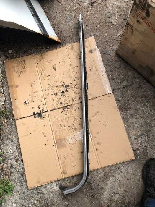 Салазка (лижа) Mercedes Vito 638 – оригінал