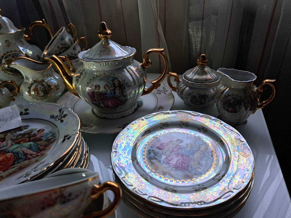 набір посуду Мадонна