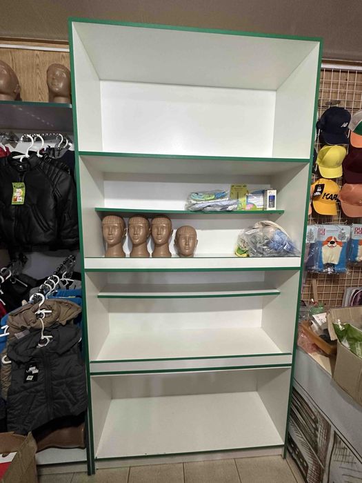 Продам меблі з дитячого магазину одягу