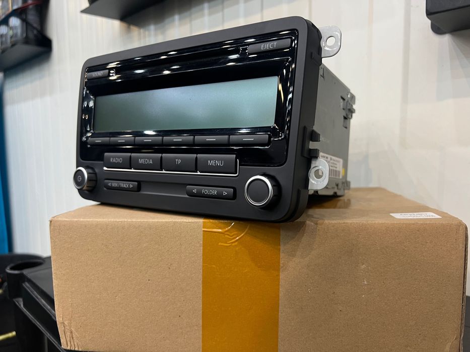 Rádio original Volkswagen VW RCD 310 (Golf, Passat, Polo, Jetta)