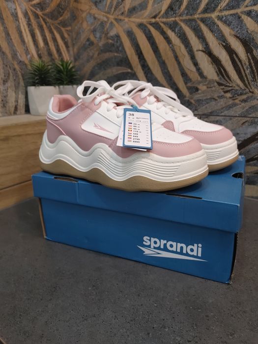 Sneakersy nowe sprandi. Roz 38