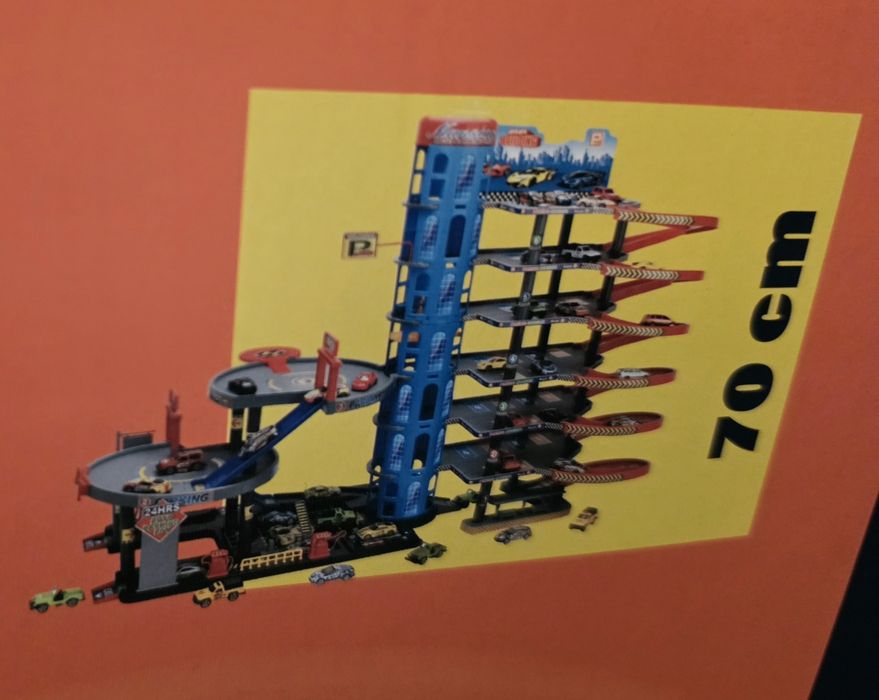 Mega garagem para crianças