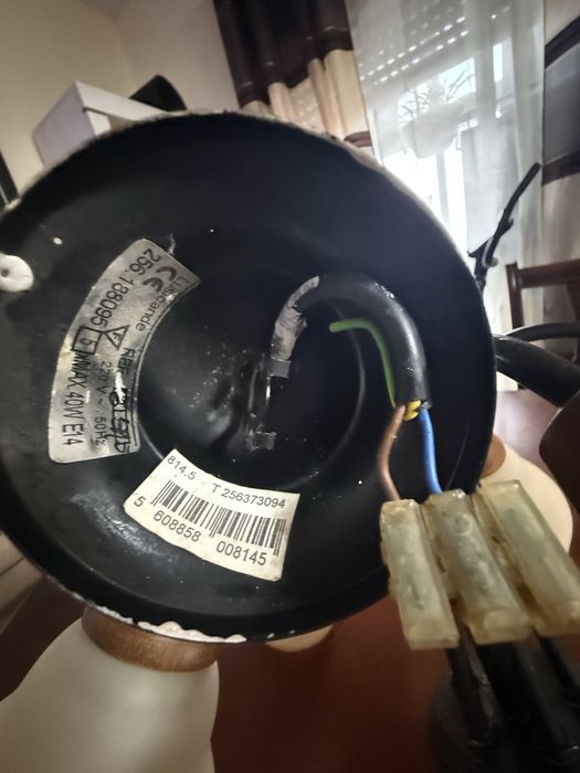 Candeeiro de teto com 5 focos