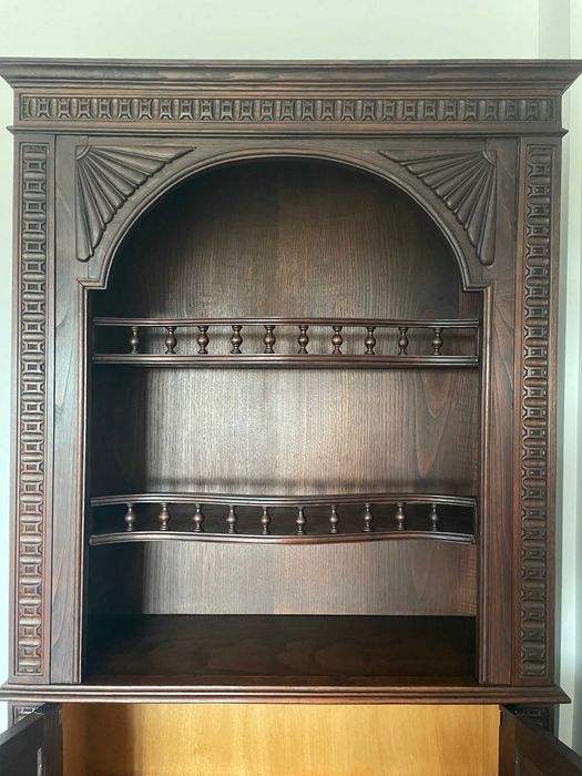 Móvel antigo de sala de madeira maciça