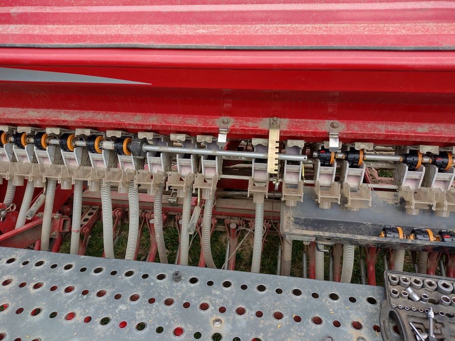 Siewnik Kverneland Accord M-Drill 3m