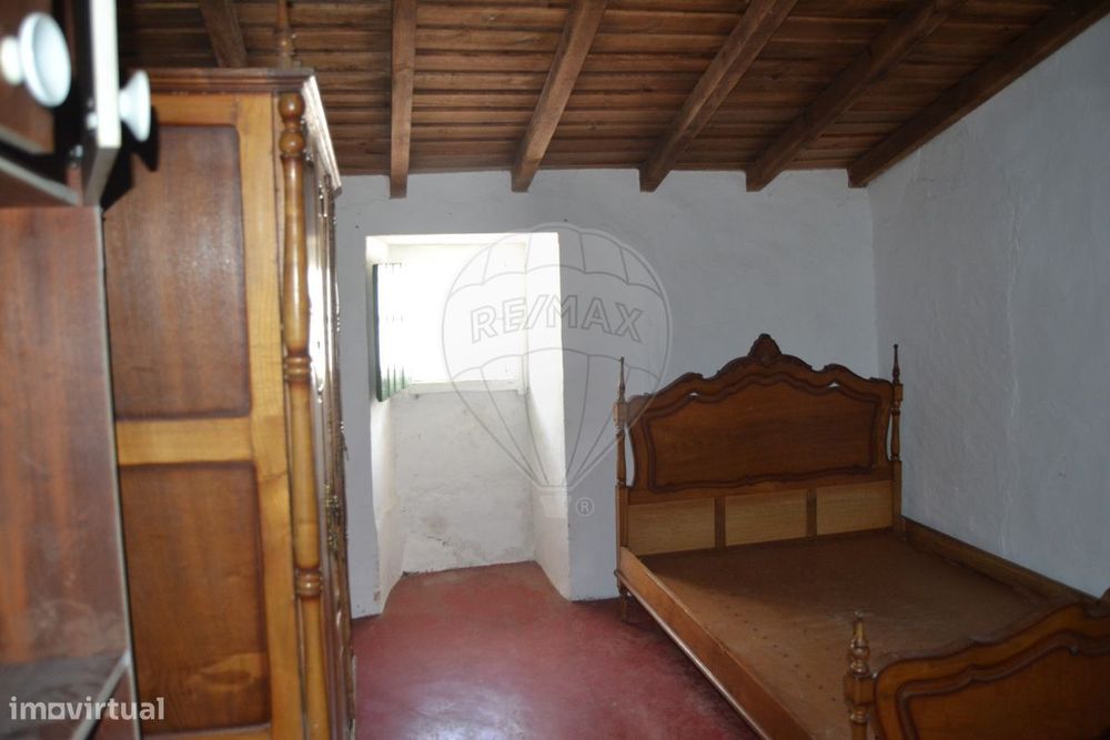 Moradia T5 para venda