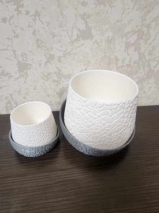 Продам горшок для цветов