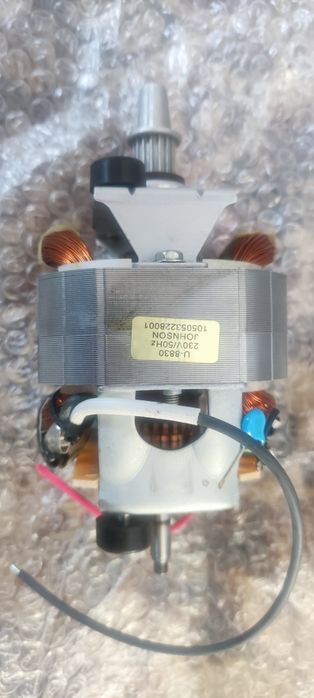 Двигатель от кухонного комбайна Philips HR7745