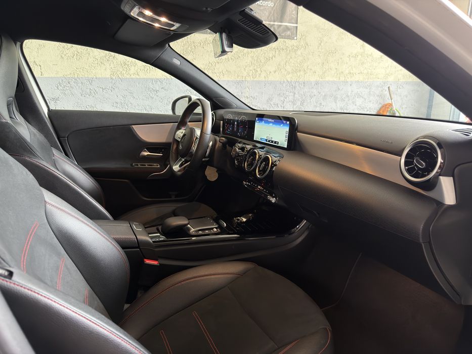 Mercedes A 180 D AMG Line Auto - Desde 399€ Mês
