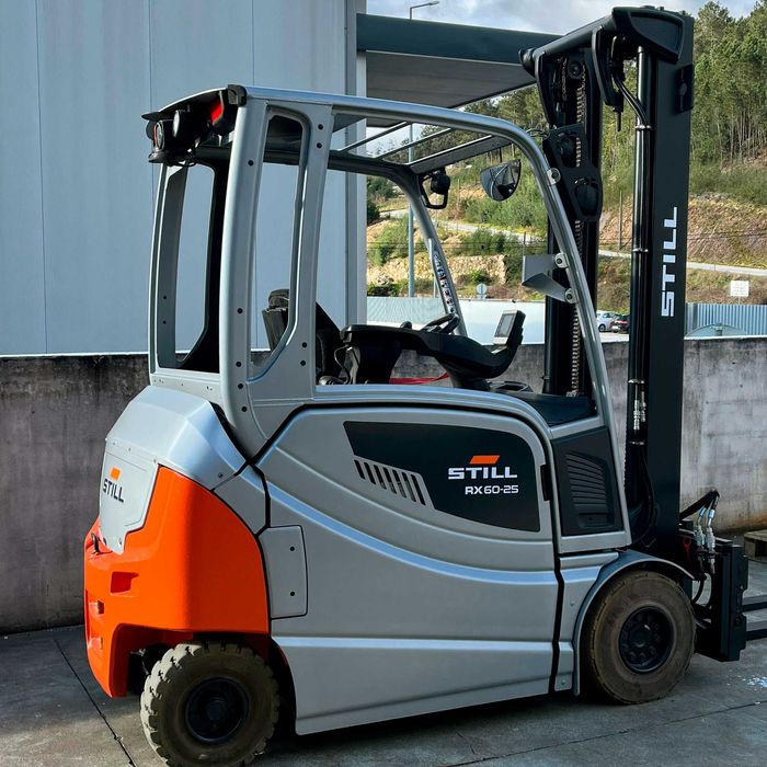 Empilhador elétrico Still  2500 kg