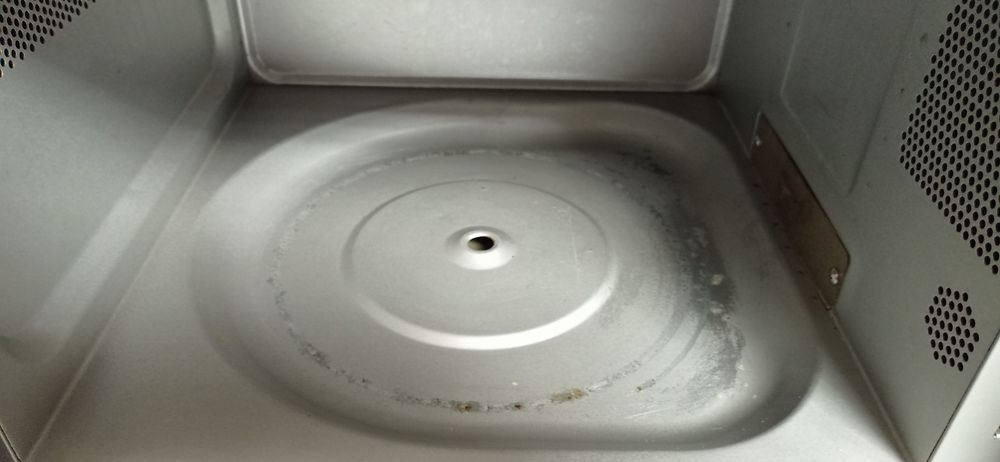 Мікрохвильова піч.б/у