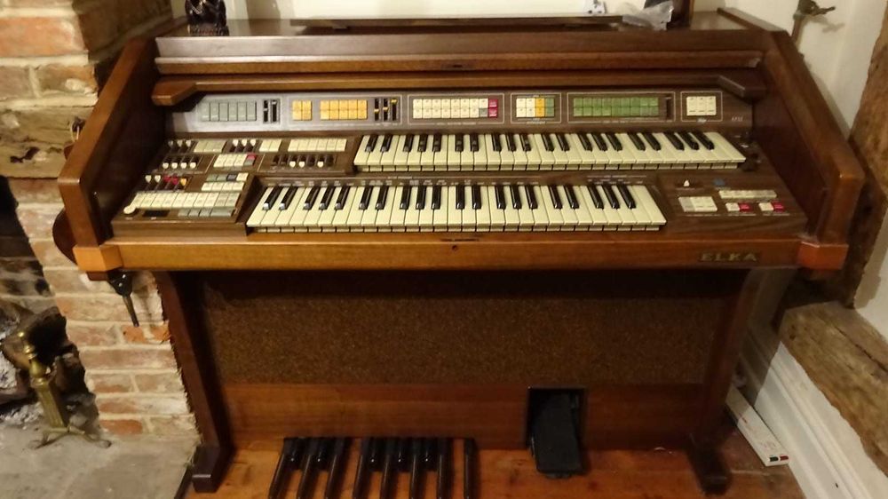 Órgão Teclado ELKA EP12 anos 50 vintage colecionismo