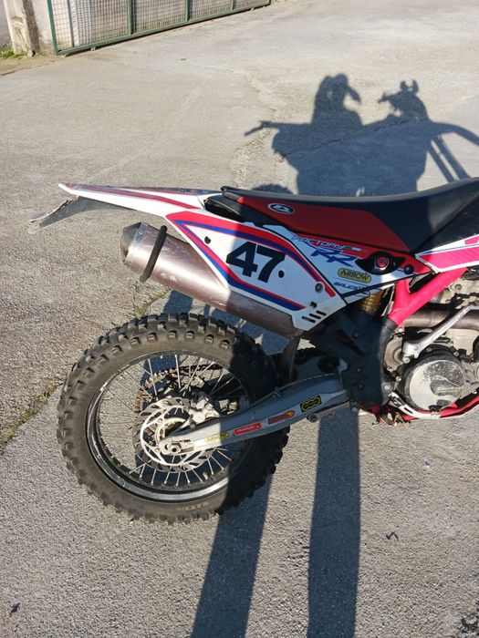 Vendo beta 450 enduro, matriculada 2011