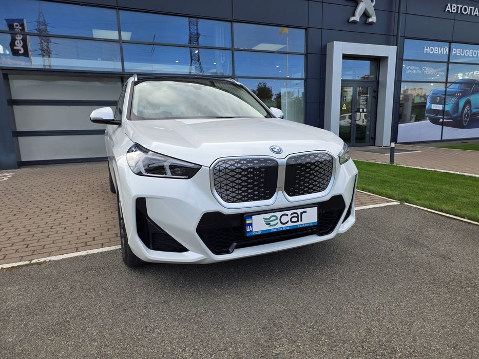 BMW iX1 2025 року 66.5 kWh (204 к.с.) eDrive 25 M Sport